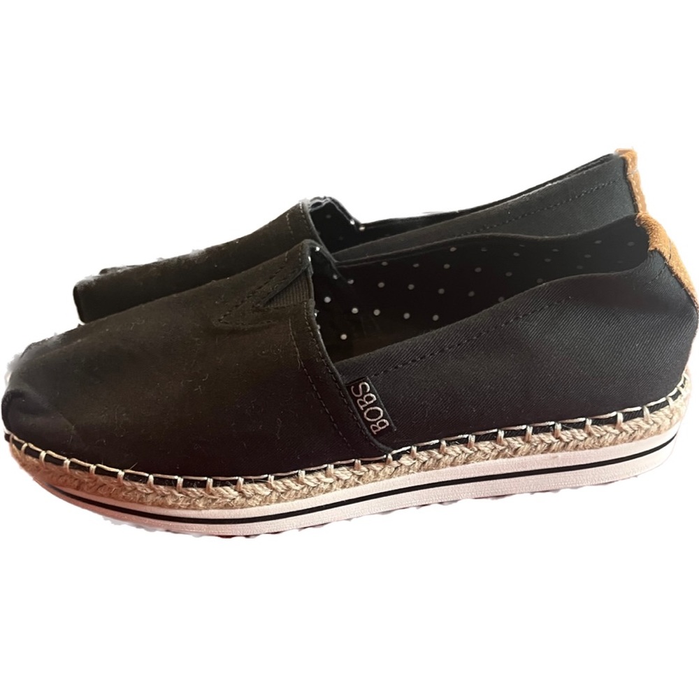 Bobs by Skechers size 6